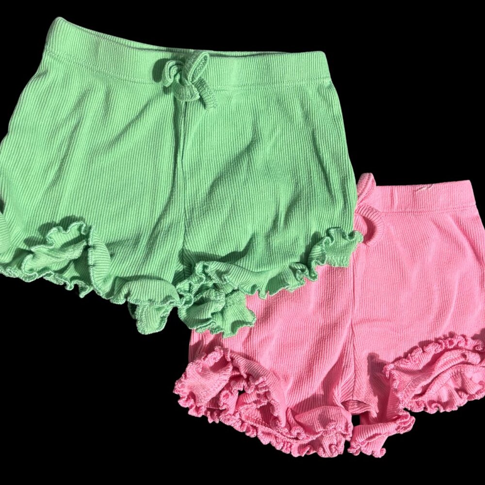 Garanimals Toddler Girl 2T Set of Shorts Pink & Green Great Condition
